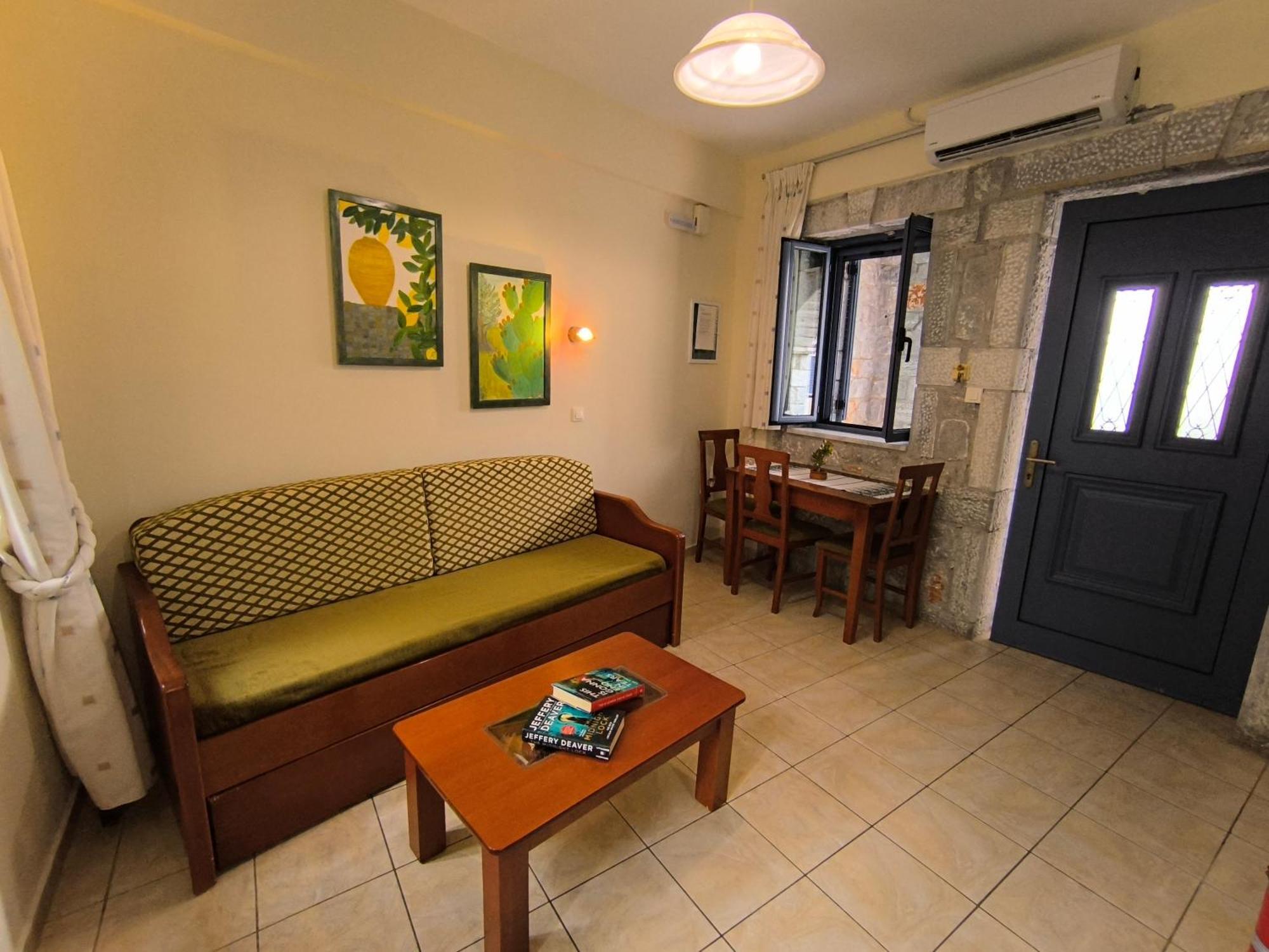 Taletos Apartments Stoupa Exterior photo